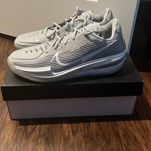 Nike gt cut Size 10.5